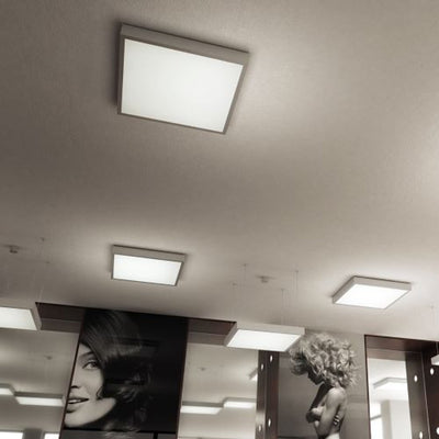 Φωτιστικά οροφής διαδρόμου